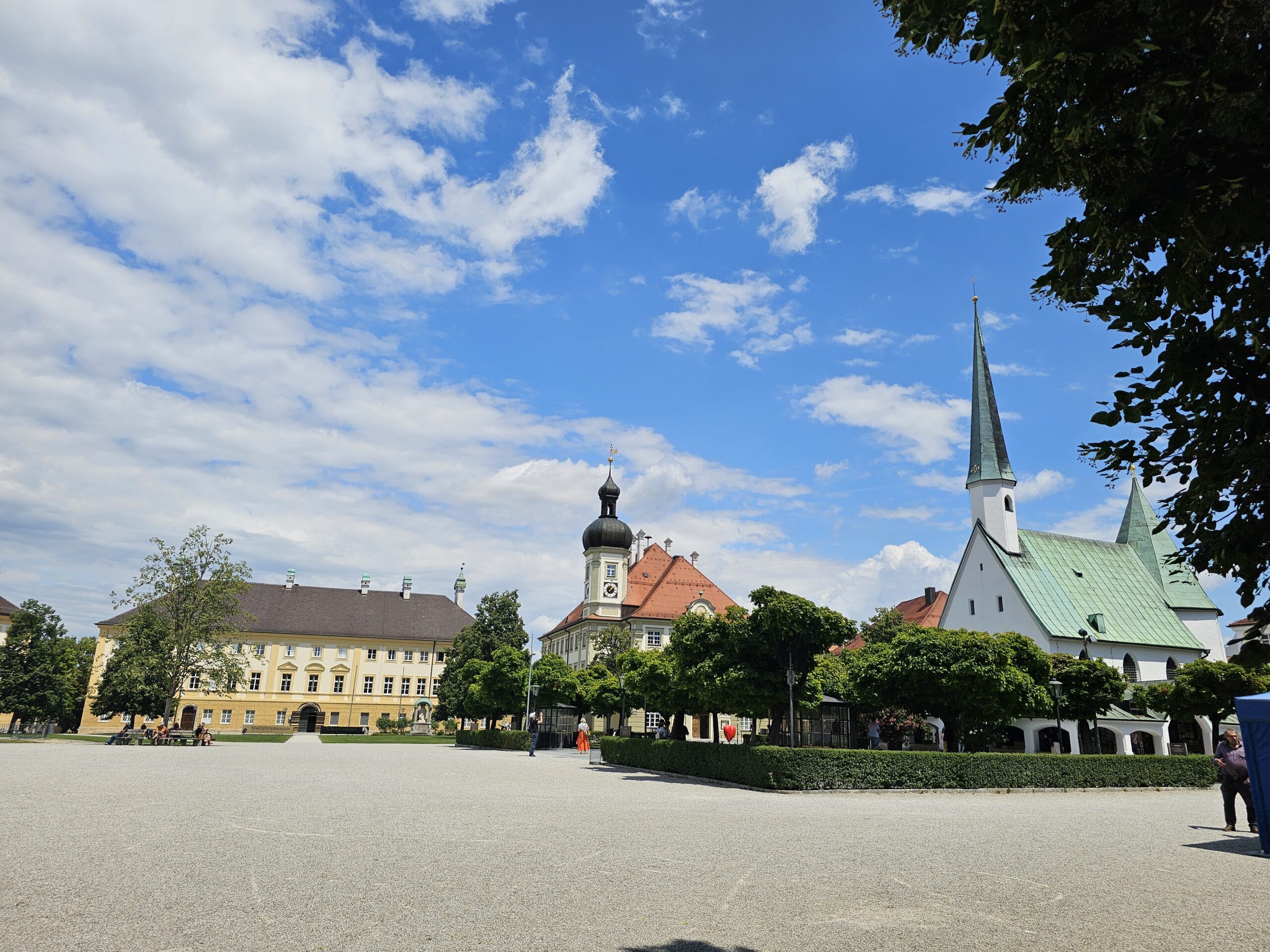 PIELGRZYMKO – WYCIECZKA (BAWARIA, ALPY SZWAJCARSKIE, OKOLICE WERONY, JASKINIA POSTOJNA), 4-11.07.2026r.
